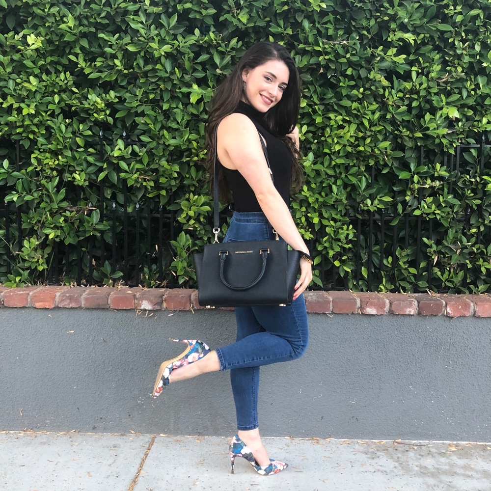 Meet your Posher, Daniela